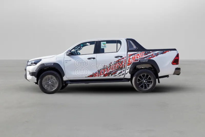 Toyota Hilux 4X4 PART TIME Double Cabin - Truk pikap, Van kombi: gambar 3 Toyota Hilux 4X4 PART TIME Double Cabin - Truk pikap, Van kombi: gambar 3