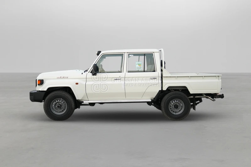 Toyota Land Cruiser Pick Up LC79 4X4 DC - Truk pikap: gambar 3 Toyota Land Cruiser Pick Up LC79 4X4 DC - Truk pikap: gambar 3