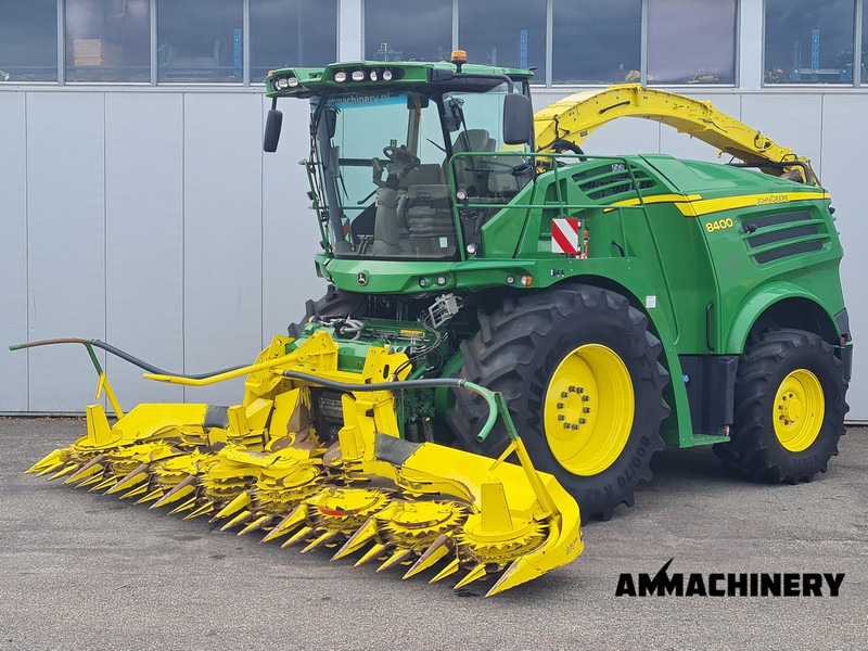 John Deere 8400 Including Kemper 360 Plus - Pemanen hijauan: gambar 1 John Deere 8400 Including Kemper 360 Plus - Pemanen hijauan: gambar 1
