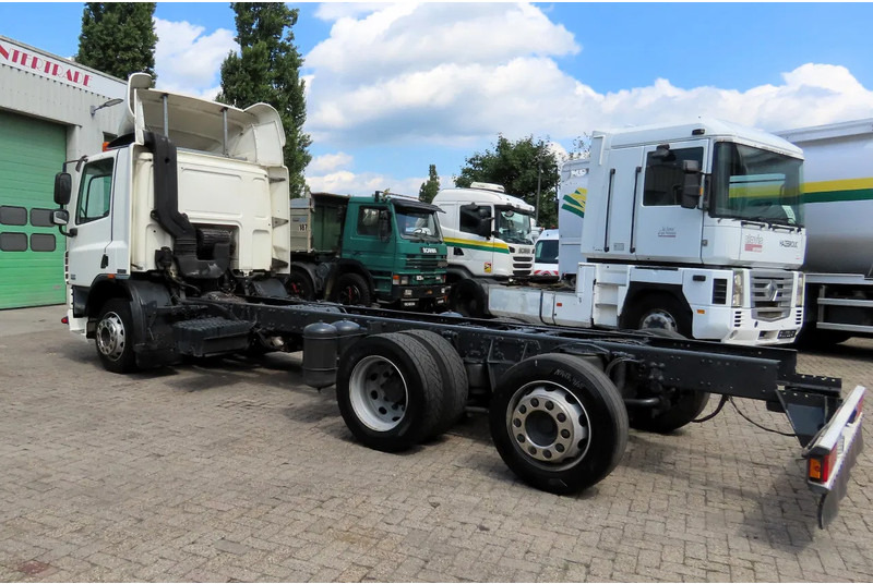DAF CF 75.310 6x2 , DUTCH TRUCK, 4.20 wheelbasis - Truk sasis: gambar 5 DAF CF 75.310 6x2 , DUTCH TRUCK, 4.20 wheelbasis - Truk sasis: gambar 5