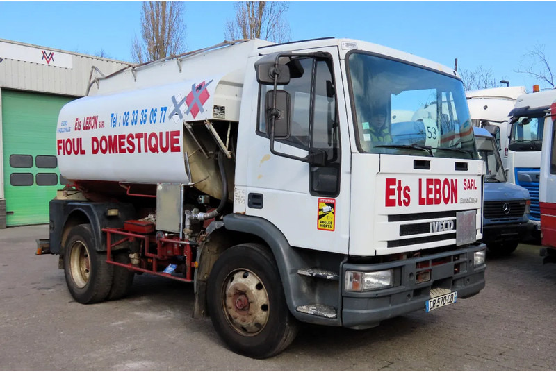 Iveco Eurocargo FUEL (DIESEL/PETROL) 8000 LITERS, COMP: 3500L,1000L, 3500L - Truk tangki, Truk derek: gambar 2 Iveco Eurocargo FUEL (DIESEL/PETROL) 8000 LITERS, COMP: 3500L,1000L, 3500L - Truk tangki, Truk derek: gambar 2