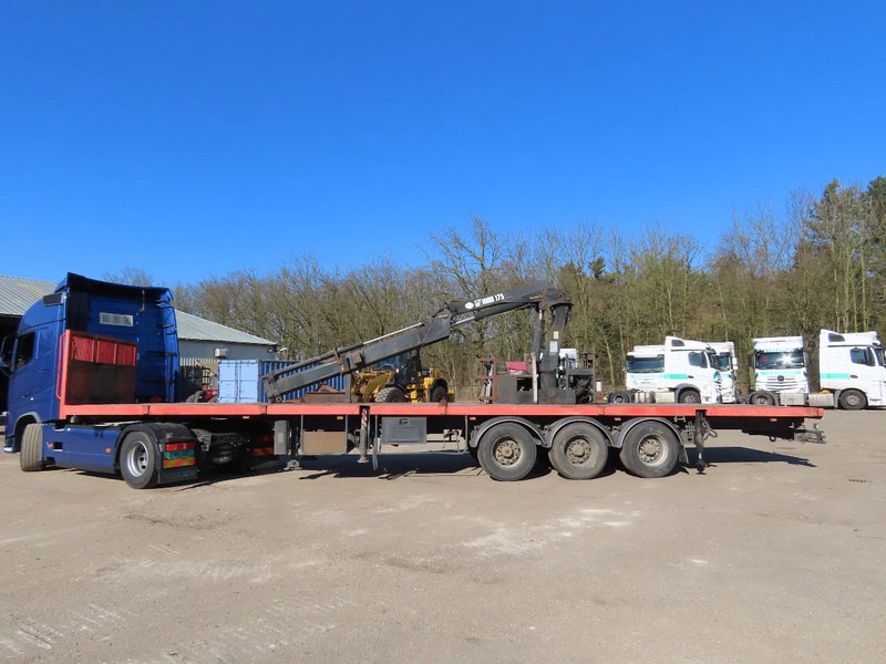 Kaiser HIAB 175, REMOTE control, retractable - Semi-trailer flatbed: gambar 1 Kaiser HIAB 175, REMOTE control, retractable - Semi-trailer flatbed: gambar 1