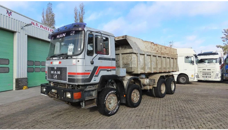 MAN 35.362 8x4 Euro 2, ZF manual gearbox, VERY clean - Truk jungkit: gambar 2 MAN 35.362 8x4 Euro 2, ZF manual gearbox, VERY clean - Truk jungkit: gambar 2