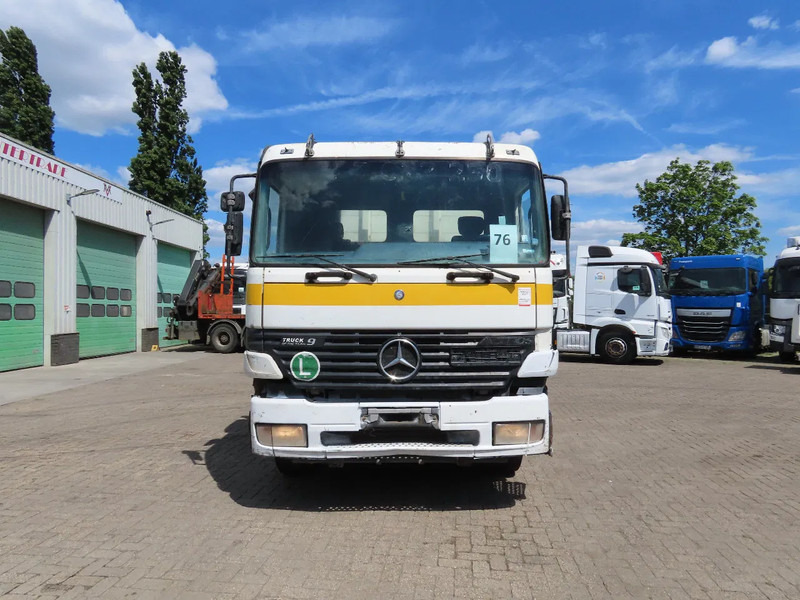 Mercedes-Benz Actros 2535 Crane. Palfinger PK17000, 6x2 , 3 pedal. - Truk derek: gambar 3 Mercedes-Benz Actros 2535 Crane. Palfinger PK17000, 6x2 , 3 pedal. - Truk derek: gambar 3