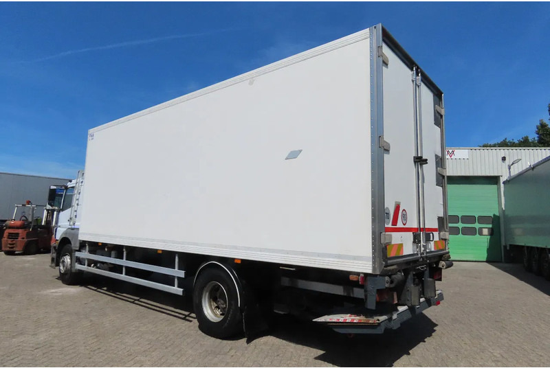 Mercedes-Benz Axor 1828 TK TS500, Lamberet. Very good condition - Truk berpendingin: gambar 5 Mercedes-Benz Axor 1828 TK TS500, Lamberet. Very good condition - Truk berpendingin: gambar 5