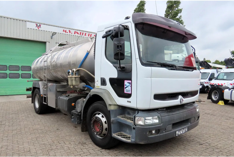 Renault Premium 300 water / milk / foods tank. INOX ! Manual diesel pomp! FRANCE TRUCK!! - Truk tangki: gambar 3 Renault Premium 300 water / milk / foods tank. INOX ! Manual diesel pomp! FRANCE TRUCK!! - Truk tangki: gambar 3