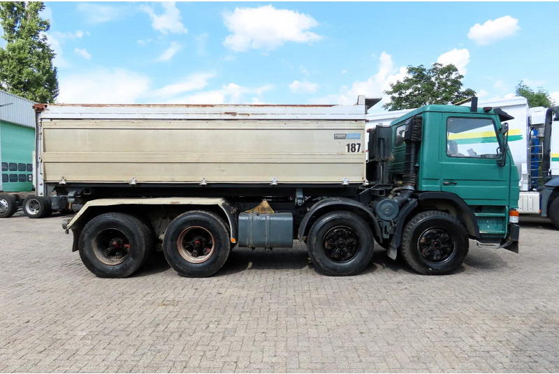 Truk jungkit Scania P113-360 8x4 FULL SPRING! SUPER CONDITION!: gambar 12 Truk jungkit Scania P113-360 8x4 FULL SPRING! SUPER CONDITION!: gambar 12