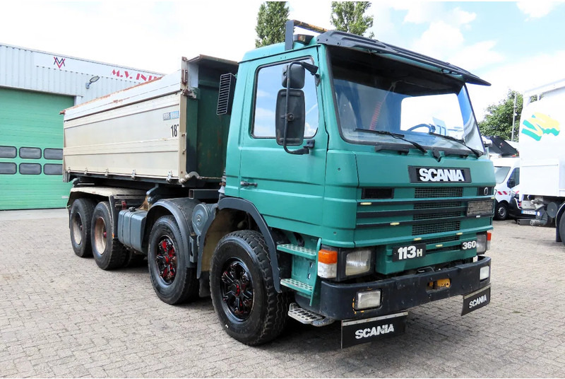 Scania P113-360 8x4 FULL SPRING! SUPER CONDITION! - Truk jungkit: gambar 2 Scania P113-360 8x4 FULL SPRING! SUPER CONDITION! - Truk jungkit: gambar 2