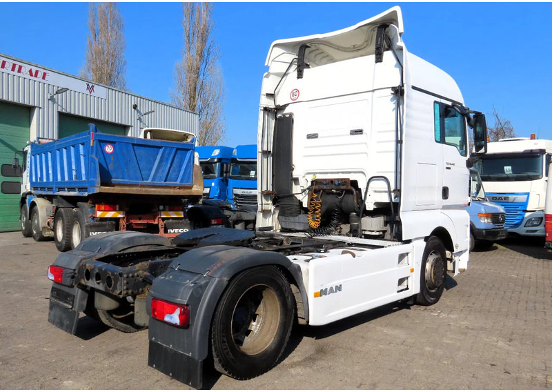 MAN TGX 14.440 RETARDER, FRIGO, 2 beds - Tractor head: gambar 5 MAN TGX 14.440 RETARDER, FRIGO, 2 beds - Tractor head: gambar 5