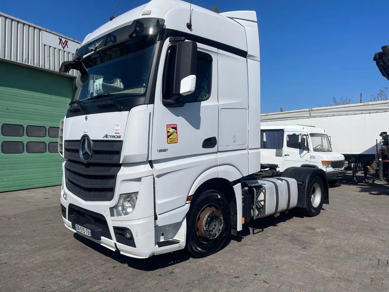 Mercedes-Benz Actros 1851 RETARDER, EVV, 831300 km original! RETARDER, 2 tanks - Tractor head: gambar 1 Mercedes-Benz Actros 1851 RETARDER, EVV, 831300 km original! RETARDER, 2 tanks - Tractor head: gambar 1