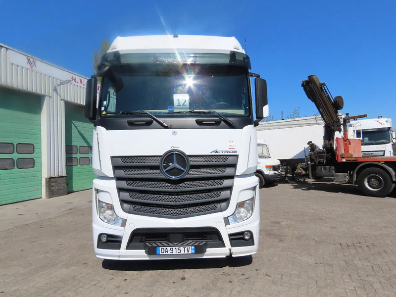 Mercedes-Benz Actros 1851 RETARDER, EVV, 831300 km original! RETARDER, 2 tanks - Tractor head: gambar 3 Mercedes-Benz Actros 1851 RETARDER, EVV, 831300 km original! RETARDER, 2 tanks - Tractor head: gambar 3