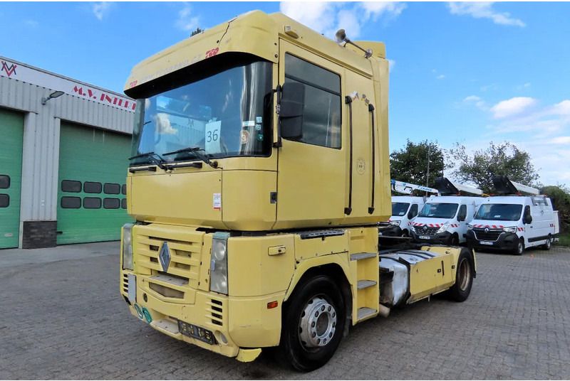Renault Magnum 480 Engine Mack!! Manual gearbox - Tractor head: gambar 2 Renault Magnum 480 Engine Mack!! Manual gearbox - Tractor head: gambar 2