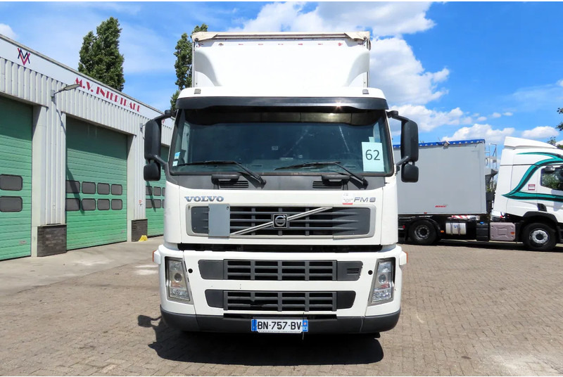Volvo FM 340 6x2, TOP Condition truck!! - Truk dengan terpal samping: gambar 3 Volvo FM 340 6x2, TOP Condition truck!! - Truk dengan terpal samping: gambar 3