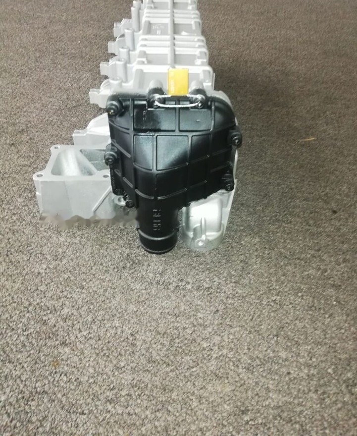 Mercedes-Benz EGR COOLER 4711404875 / 9361421679 / 4711421909 / 4711421809 / 4 Mercedes-Benz ACTROS MP4 truck - Suku Cadang Mesin untuk Truk: gambar 5 Mercedes-Benz EGR COOLER 4711404875 / 9361421679 / 4711421909 / 4711421809 / 4 Mercedes-Benz ACTROS MP4 truck - Suku Cadang Mesin untuk Truk: gambar 5