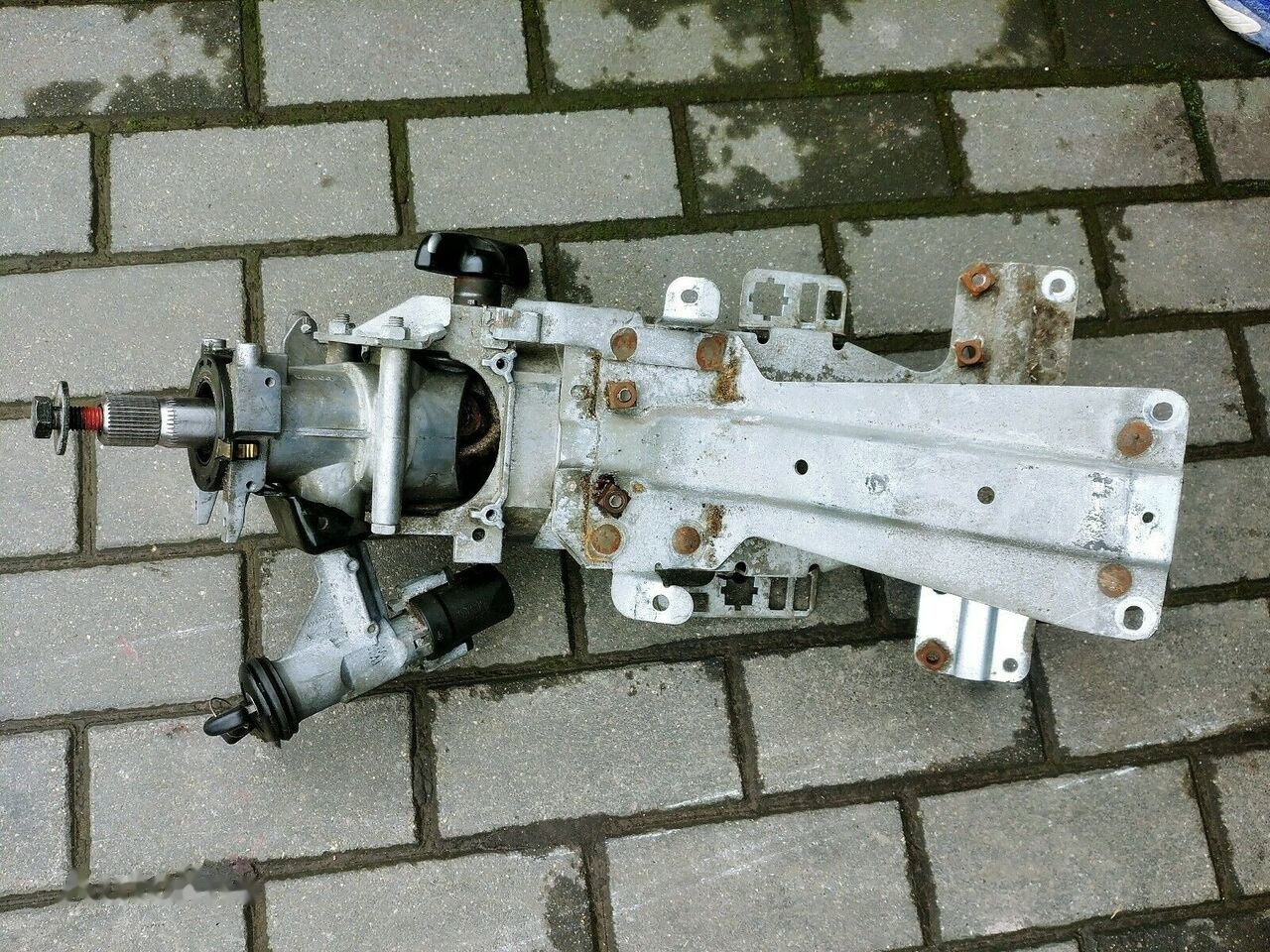 Scania 4 SERIES WITH IGNITION SWITCH 1427567 truck - Kolom kemudi untuk Truk: gambar 3 Scania 4 SERIES WITH IGNITION SWITCH 1427567 truck - Kolom kemudi untuk Truk: gambar 3