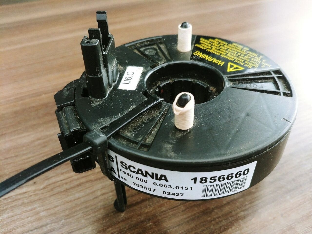 Scania CLOCK COIL SPRING CONNECTOR 1856660 1726784 Scania R - Kemudi untuk Truk: gambar 1 Scania CLOCK COIL SPRING CONNECTOR 1856660 1726784 Scania R - Kemudi untuk Truk: gambar 1