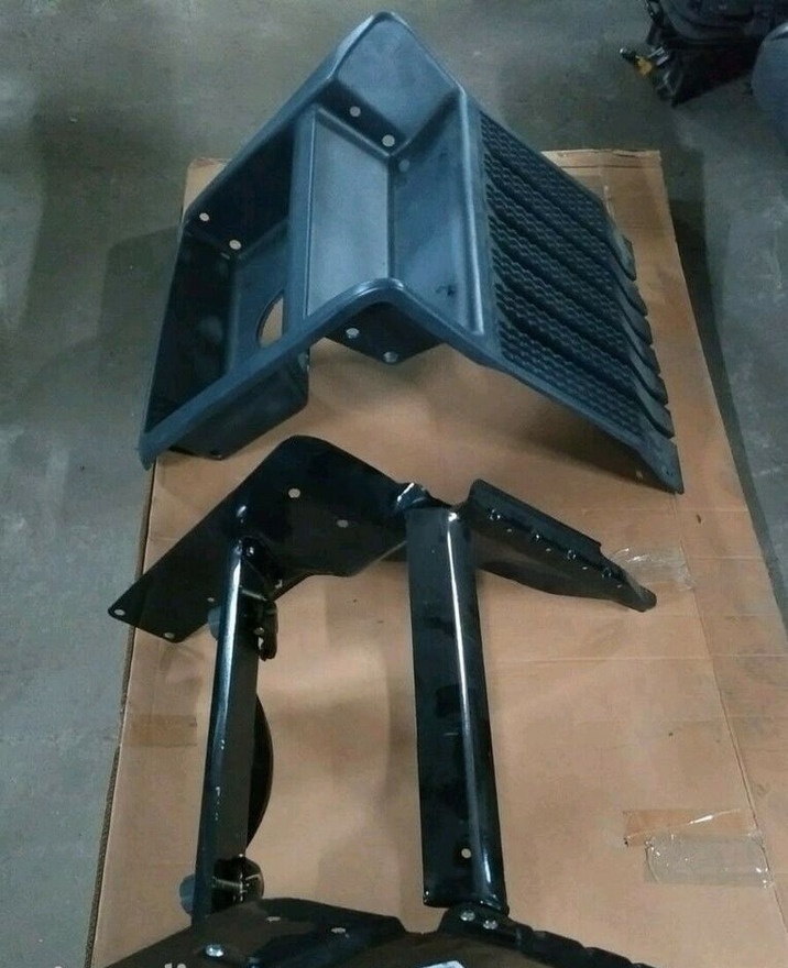 Scania COVER REPAIR KIT STEPS+SIDE BRACKETS+PLASTIC COVER Scania R, CR/CP - Baterai untuk Truk: gambar 3 Scania COVER REPAIR KIT STEPS+SIDE BRACKETS+PLASTIC COVER Scania R, CR/CP - Baterai untuk Truk: gambar 3