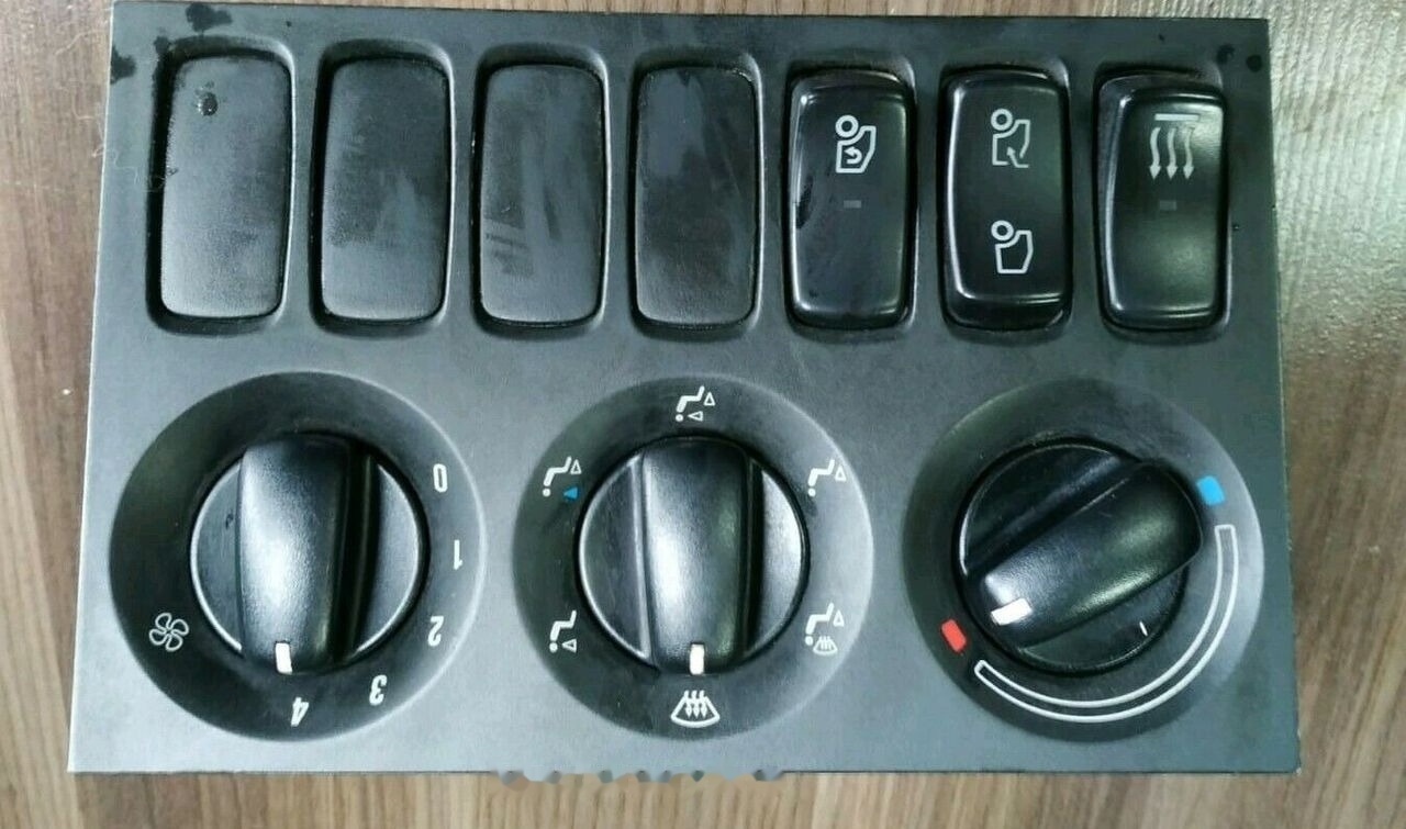 Scania HEATER CONTROLS, HEATER CONTROL PANEL - Dasbor untuk Truk: gambar 1 Scania HEATER CONTROLS, HEATER CONTROL PANEL - Dasbor untuk Truk: gambar 1
