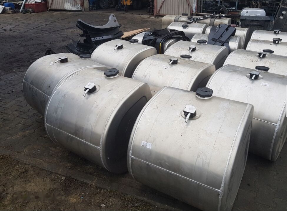 Volvo NEW COMPLETE TANK 285 DM3 22063854 Volvo - Tangki bahan bakar untuk Truk: gambar 1 Volvo NEW COMPLETE TANK 285 DM3 22063854 Volvo - Tangki bahan bakar untuk Truk: gambar 1