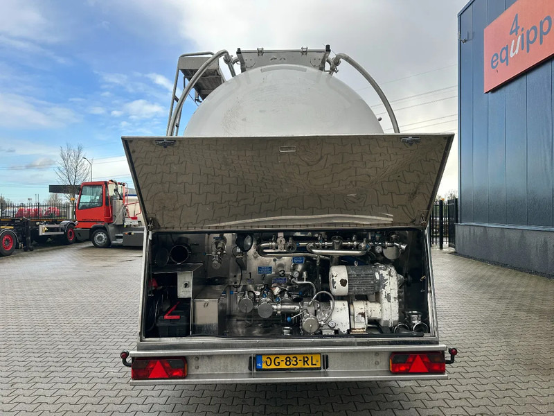 Feldbinder LEBENSMITTEL / LEVENSMIDDELEN FOOD / 33.500L / 3-COMP / PUMPE / INOX / NL-trailer / APK: 07-2026 - Semi-trailer tangki: gambar 5 Feldbinder LEBENSMITTEL / LEVENSMIDDELEN FOOD / 33.500L / 3-COMP / PUMPE / INOX / NL-trailer / APK: 07-2026 - Semi-trailer tangki: gambar 5