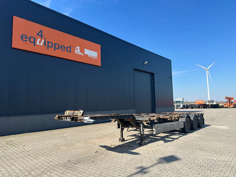 Krone 45FT HC, disc, extendable front+ rear+ bumper, NL-chassis - Semi-trailer pengangkut mobil: gambar 1 Krone 45FT HC, disc, extendable front+ rear+ bumper, NL-chassis - Semi-trailer pengangkut mobil: gambar 1
