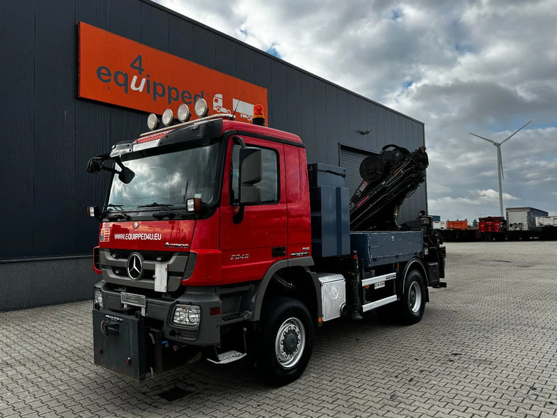 Mercedes-Benz Actros 2046 4x4 / FULL SPRING / HIAB 288 EP 5 HIPRO Crane / EURO-5 - Truk derek: gambar 3 Mercedes-Benz Actros 2046 4x4 / FULL SPRING / HIAB 288 EP 5 HIPRO Crane / EURO-5 - Truk derek: gambar 3