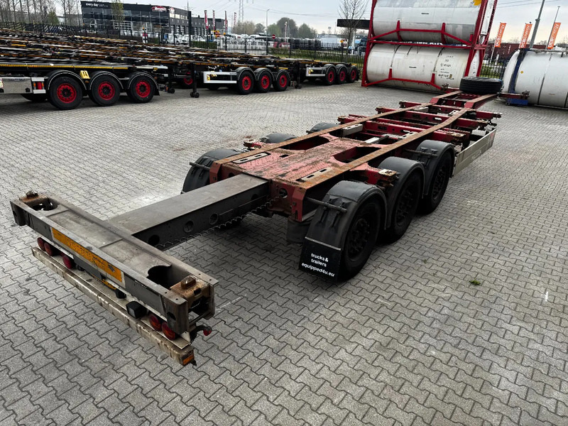Schmitz Cargobull 40FT HC-chassis, disc, liftaxle, extendable at the rear, WITH WORK!!! - Semi-trailer pengangkut mobil: gambar 3 Schmitz Cargobull 40FT HC-chassis, disc, liftaxle, extendable at the rear, WITH WORK!!! - Semi-trailer pengangkut mobil: gambar 3