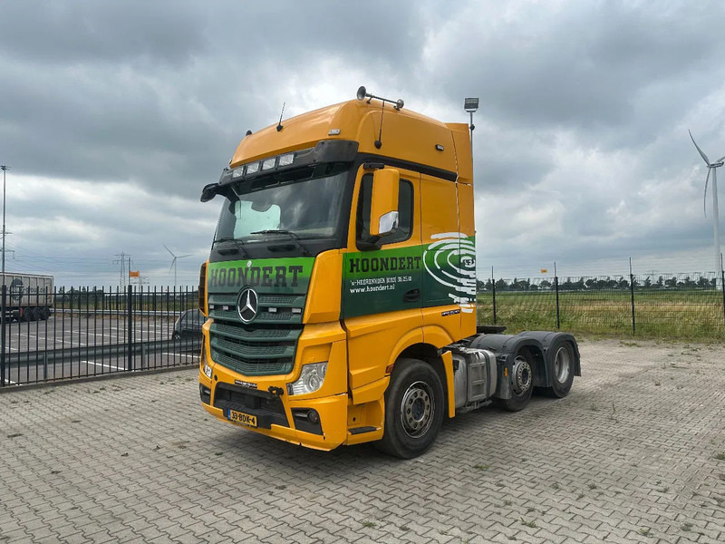 Mercedes-Benz Actros 2748 LS 6x2 BROKEN ENGINE / MOTOR SCHADEN / KAPOTTE MOTOR - Tractor head: gambar 1 Mercedes-Benz Actros 2748 LS 6x2 BROKEN ENGINE / MOTOR SCHADEN / KAPOTTE MOTOR - Tractor head: gambar 1
