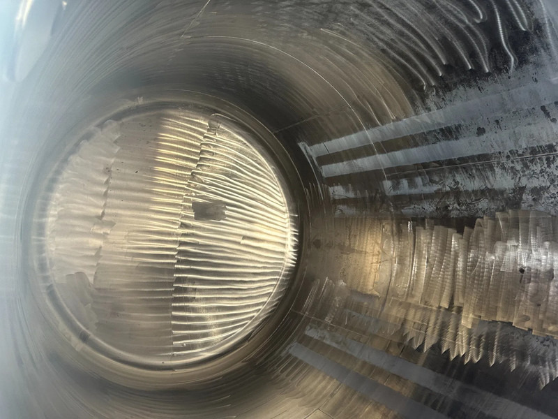 Tangki penyimpanan UBH Universal Bulk Handling 20 FT SWAP BODY 31.345L UN Portable T7 valid 5Y test: 04/2028: gambar 20 Tangki penyimpanan UBH Universal Bulk Handling 20 FT SWAP BODY 31.345L UN Portable T7 valid 5Y test: 04/2028: gambar 20