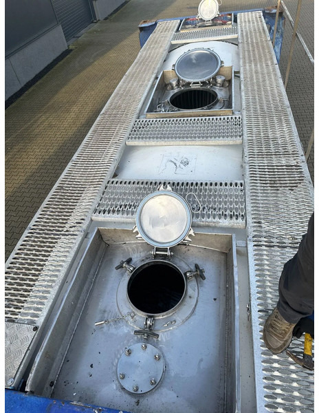 Tangki penyimpanan UBH Universal Bulk Handling 20 FT SWAP BODY 31.345L UN Portable T7 valid 5Y test: 04/2028: gambar 9 Tangki penyimpanan UBH Universal Bulk Handling 20 FT SWAP BODY 31.345L UN Portable T7 valid 5Y test: 04/2028: gambar 9