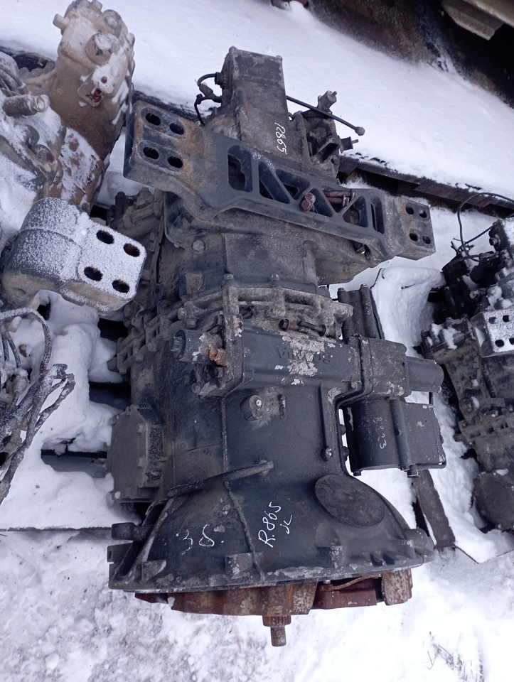 SCANIA R440 - Gearbox untuk Truk sasis: gambar 4 SCANIA R440 - Gearbox untuk Truk sasis: gambar 4