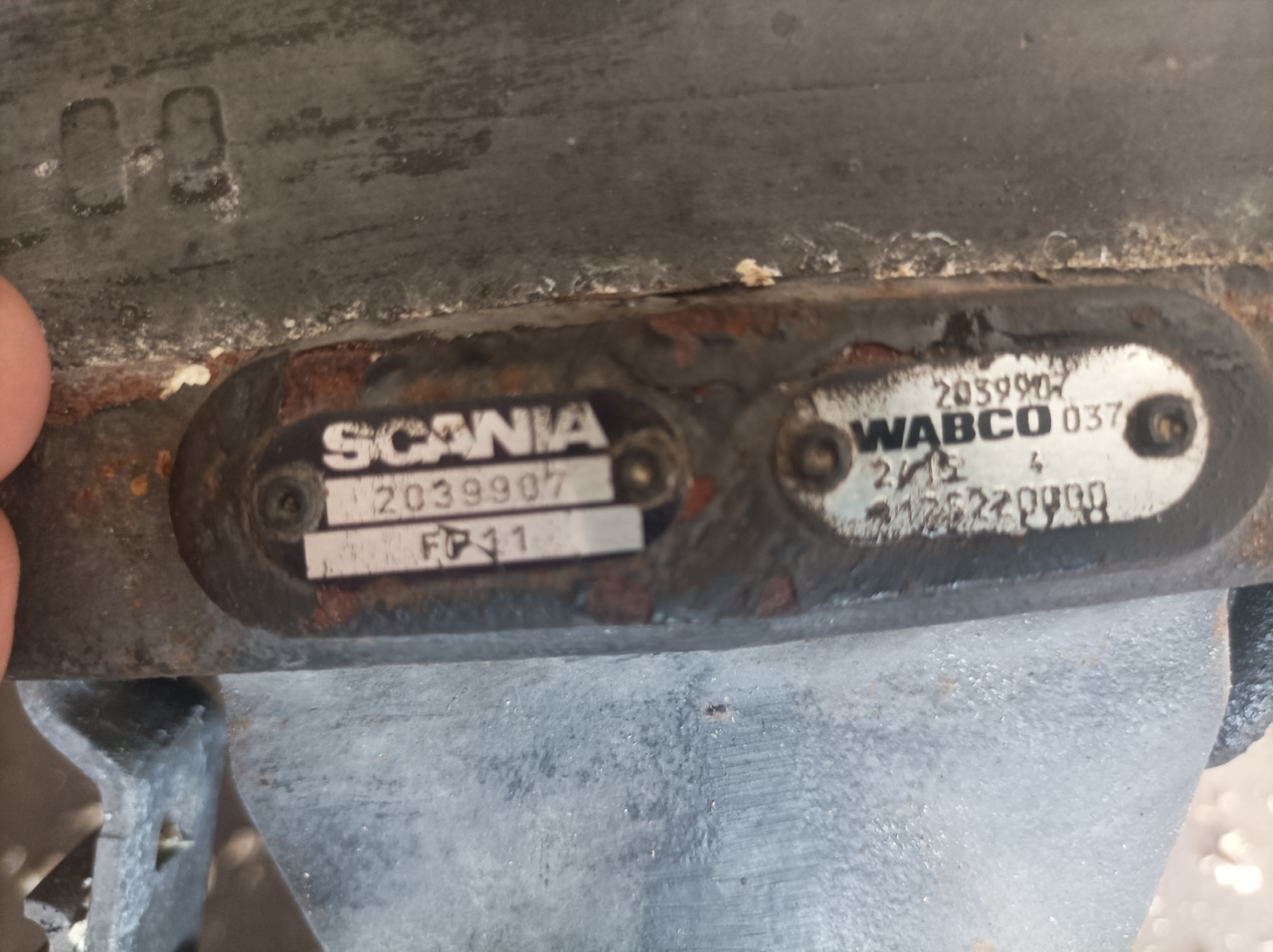 WABCO Scania - Kompresor rem udara: gambar 1 WABCO Scania - Kompresor rem udara: gambar 1