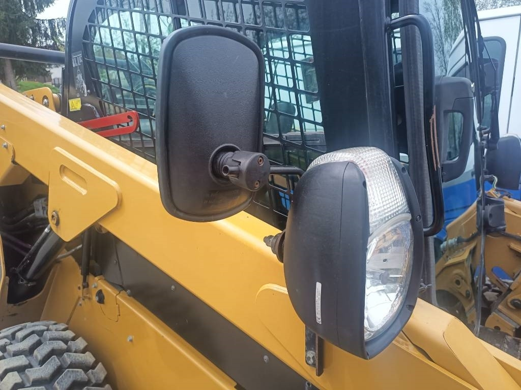 CATERPILLAR 262 D XPS - Skid steer: gambar 5 CATERPILLAR 262 D XPS - Skid steer: gambar 5