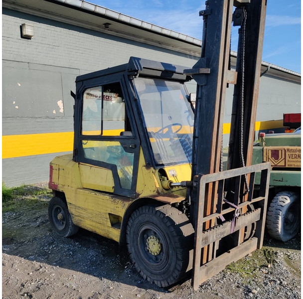Caterpillar SE-300-15 - Forklift diesel: gambar 1 Caterpillar SE-300-15 - Forklift diesel: gambar 1