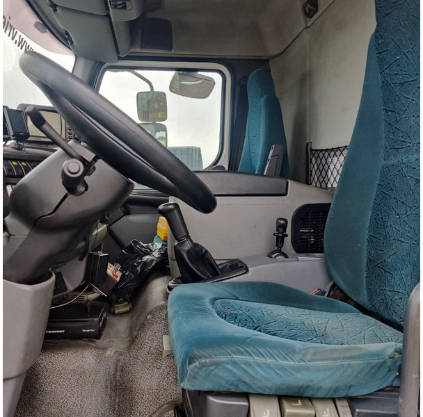 Platform udara yang dipasang di truk DAF CF: gambar 11