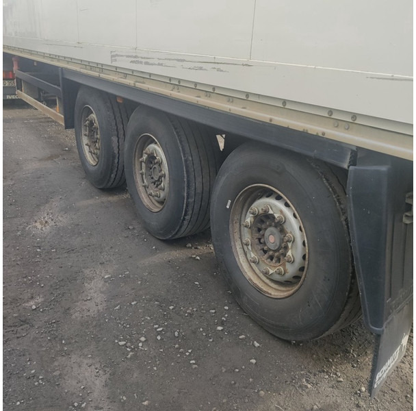 Semi-trailer kotak tertutup Schmitz Cargobull SKI 24: gambar 8