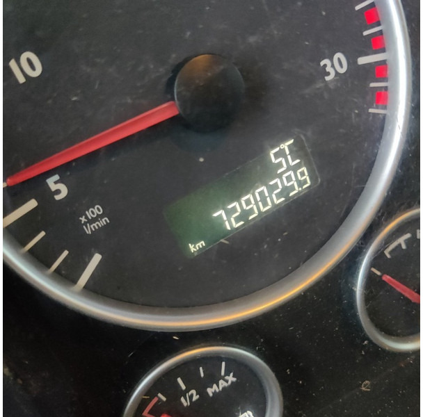 Tractor head MAN TGX-18-480: gambar 10 Tractor head MAN TGX-18-480: gambar 10