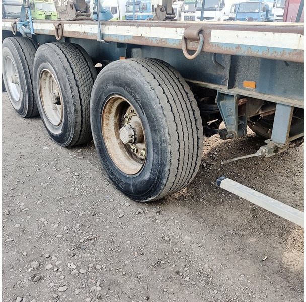 Trailor Plateau - Semi-trailer flatbed: gambar 5 Trailor Plateau - Semi-trailer flatbed: gambar 5