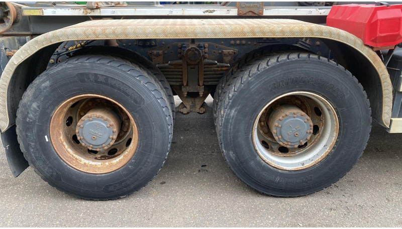 DAF CF 440 6X4 HOOKLIFT 20T - MANUAL GEARBOX - 315.000km - EURO 6 - BE TRUCK - Hook lift: gambar 4 DAF CF 440 6X4 HOOKLIFT 20T - MANUAL GEARBOX - 315.000km - EURO 6 - BE TRUCK - Hook lift: gambar 4