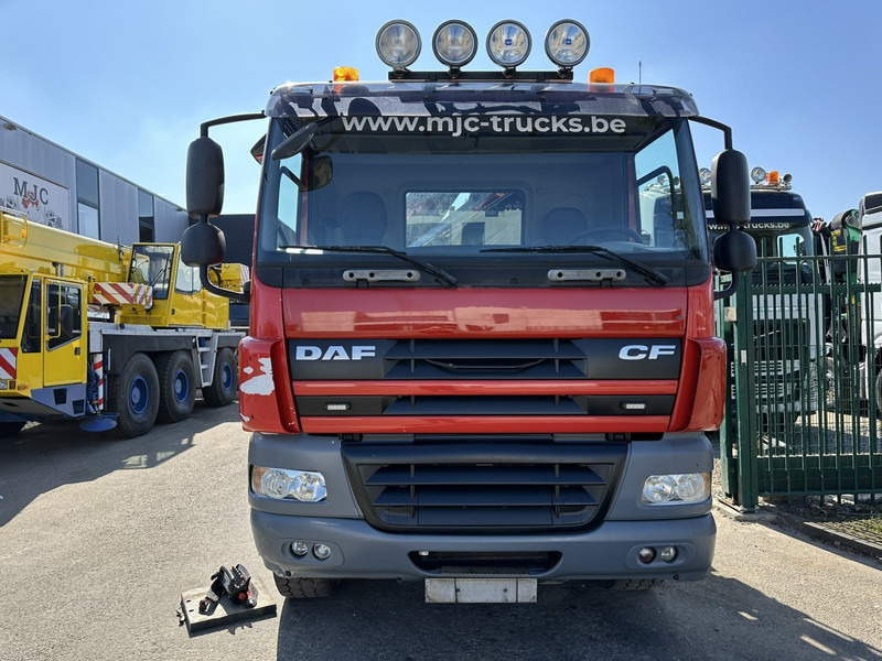 DAF CF 85.410 8x4 HOOKLIFT + CRANE HIAB 244 EP-3 HIDUO - Radio - Rotator - RETARDER - EURO 4 - BIG AXLES HUB REDUCTION - Hook lift, Truk derek: gambar 3 DAF CF 85.410 8x4 HOOKLIFT + CRANE HIAB 244 EP-3 HIDUO - Radio - Rotator - RETARDER - EURO 4 - BIG AXLES HUB REDUCTION - Hook lift, Truk derek: gambar 3