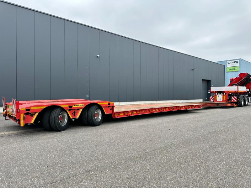 Faymonville 47.5T STBZ-2VA 8m (+5m50) LOWBED - TIEFBETT / REMOVABLE NECK - ABNEHMBARE SCHWANENHALS - HYDR STEERING AXLES / LENKACHSEN - SAF - Semi-trailer low bed: gambar 1 Faymonville 47.5T STBZ-2VA 8m (+5m50) LOWBED - TIEFBETT / REMOVABLE NECK - ABNEHMBARE SCHWANENHALS - HYDR STEERING AXLES / LENKACHSEN - SAF - Semi-trailer low bed: gambar 1