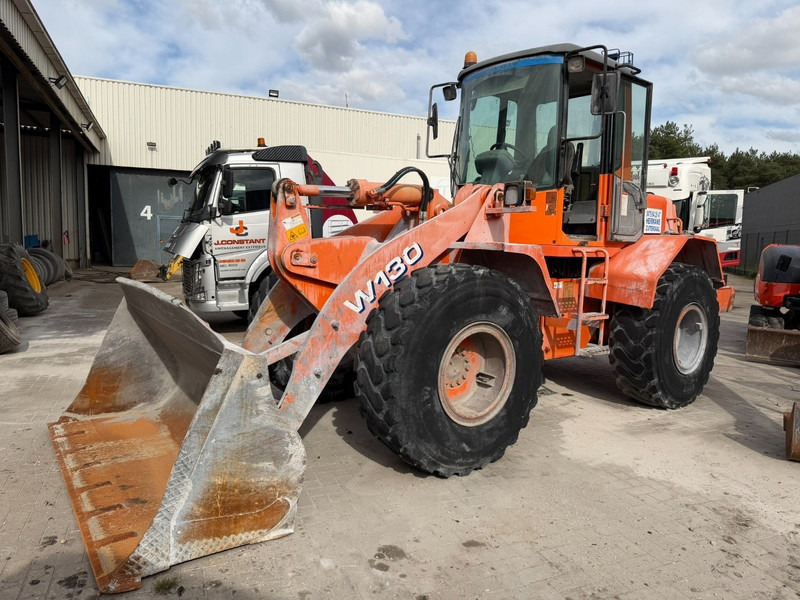 Hitachi W130 4x4 WHEEL LOADER - 13T - 11.082 HOURS - CE - BELGIAN MACHINE - Wheel loader: gambar 2 Hitachi W130 4x4 WHEEL LOADER - 13T - 11.082 HOURS - CE - BELGIAN MACHINE - Wheel loader: gambar 2