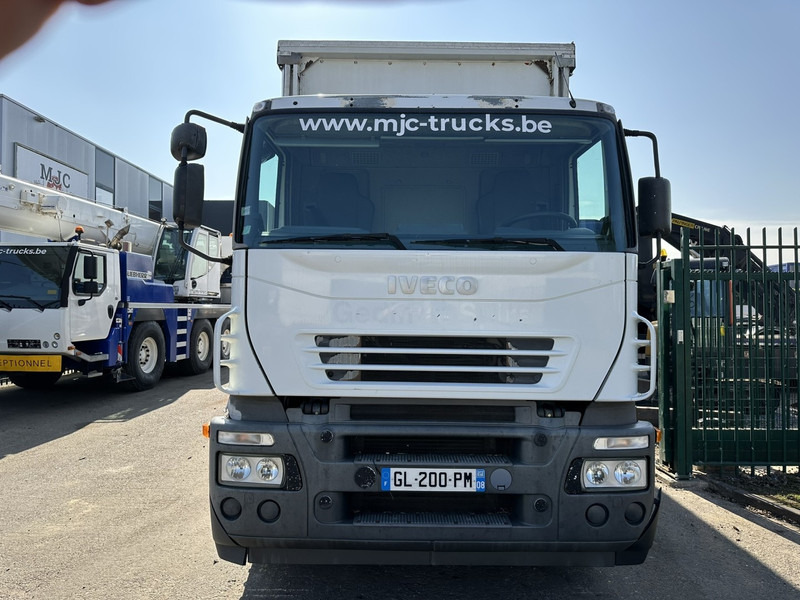Iveco STRALIS 270 - 190S27 4x2 BACHER RIDELLES / BOX + ALU SIDE BOARDS - 6m90 - MANUAL ZF - EURO 3 - AIR SUSPENSION - Truk dengan terpal samping: gambar 2 Iveco STRALIS 270 - 190S27 4x2 BACHER RIDELLES / BOX + ALU SIDE BOARDS - 6m90 - MANUAL ZF - EURO 3 - AIR SUSPENSION - Truk dengan terpal samping: gambar 2