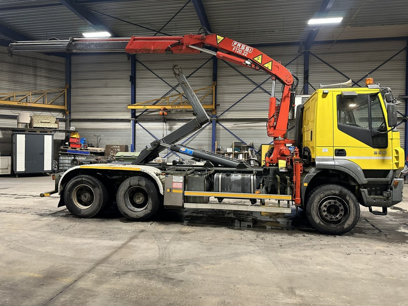 Hook lift, Truk derek Iveco TRAKKER 350 6x4 HOOKLIFT + CRANE FASSI F120.22 (5/6 F) - *342.000km* - STEEL SPRING / BIG AXLES - AS TRONIC AUTOMATIC GEARBOX: gambar 15