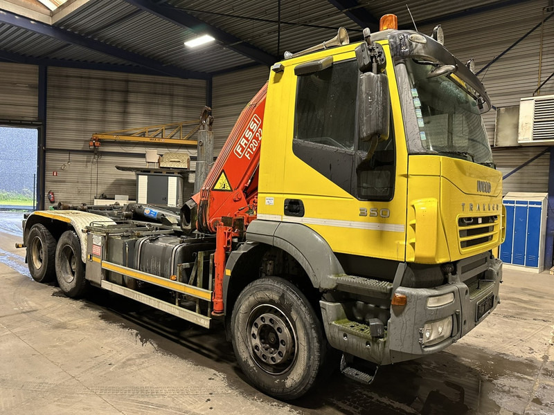 Hook lift, Truk derek Iveco TRAKKER 350 6x4 HOOKLIFT + CRANE FASSI F120.22 (5/6 F) - *342.000km* - STEEL SPRING / BIG AXLES - AS TRONIC AUTOMATIC GEARBOX: gambar 7