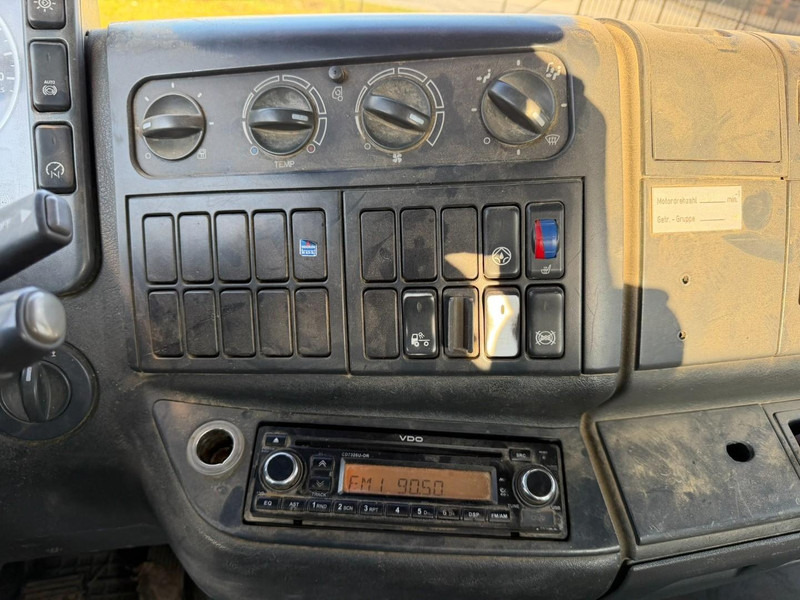 Hook lift MAN TGA 18.350 4x2 19T HOOKLIFT / ABROLLKIPPER / GANCHO / AMPLIROL - EURO 3 - AS TRONIC AUTOMATIC: gambar 13 Hook lift MAN TGA 18.350 4x2 19T HOOKLIFT / ABROLLKIPPER / GANCHO / AMPLIROL - EURO 3 - AS TRONIC AUTOMATIC: gambar 13