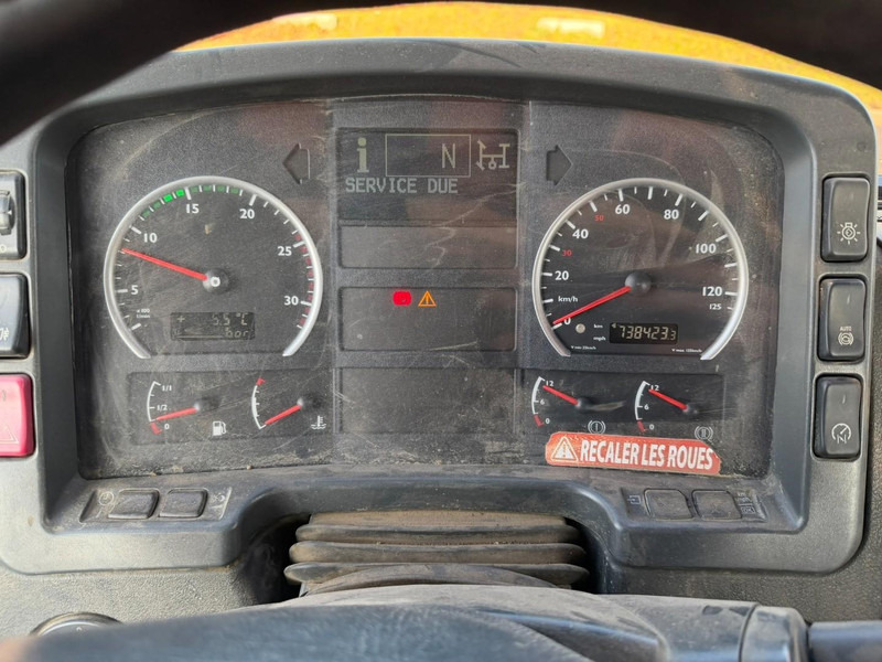 Hook lift MAN TGA 18.350 4x2 19T HOOKLIFT / ABROLLKIPPER / GANCHO / AMPLIROL - EURO 3 - AS TRONIC AUTOMATIC: gambar 12 Hook lift MAN TGA 18.350 4x2 19T HOOKLIFT / ABROLLKIPPER / GANCHO / AMPLIROL - EURO 3 - AS TRONIC AUTOMATIC: gambar 12