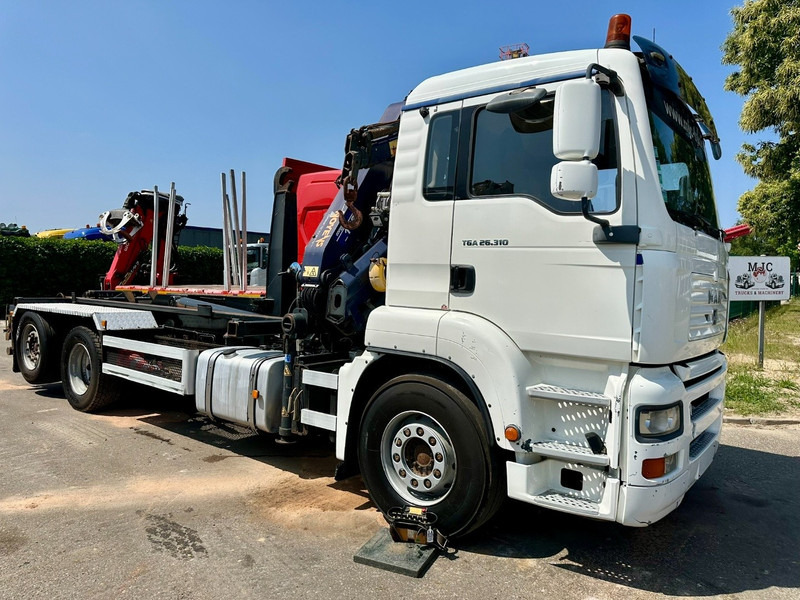 MAN TGA 26.310 6X2 HOOKLIFT + CRANE COPMA 160.4 + JIB J2 + WINCH - RADIO - LIFT + STEERING AXLE - EURO 3 - BE - Hook lift, Truk derek: gambar 2 MAN TGA 26.310 6X2 HOOKLIFT + CRANE COPMA 160.4 + JIB J2 + WINCH - RADIO - LIFT + STEERING AXLE - EURO 3 - BE - Hook lift, Truk derek: gambar 2