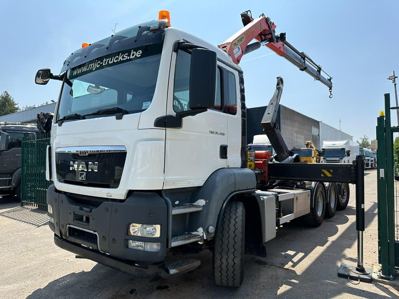 MAN TGS 35.400 8x4 TRIDEM HOOKLIFT T22 + CRANE PALFINGER PK 18001 EH + RADIO - EURO 5 - LIFT/STEERING AXLE - BE TRUCK - Hook lift, Truk derek: gambar 2 MAN TGS 35.400 8x4 TRIDEM HOOKLIFT T22 + CRANE PALFINGER PK 18001 EH + RADIO - EURO 5 - LIFT/STEERING AXLE - BE TRUCK - Hook lift, Truk derek: gambar 2
