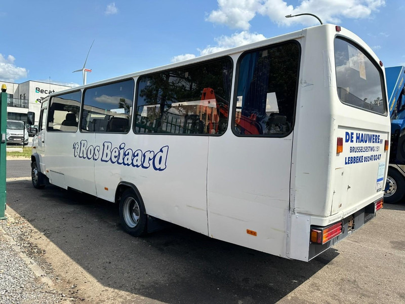 Mercedes-Benz 814 - 38 PLACES - WHEELCHAIR LIFT - ROLSTOEL LIFT - ASCENSCEUR FAUTEUIL ROULANT - MANUAL - AIR SUSPENSION - Bus pariwisata: gambar 4 Mercedes-Benz 814 - 38 PLACES - WHEELCHAIR LIFT - ROLSTOEL LIFT - ASCENSCEUR FAUTEUIL ROULANT - MANUAL - AIR SUSPENSION - Bus pariwisata: gambar 4